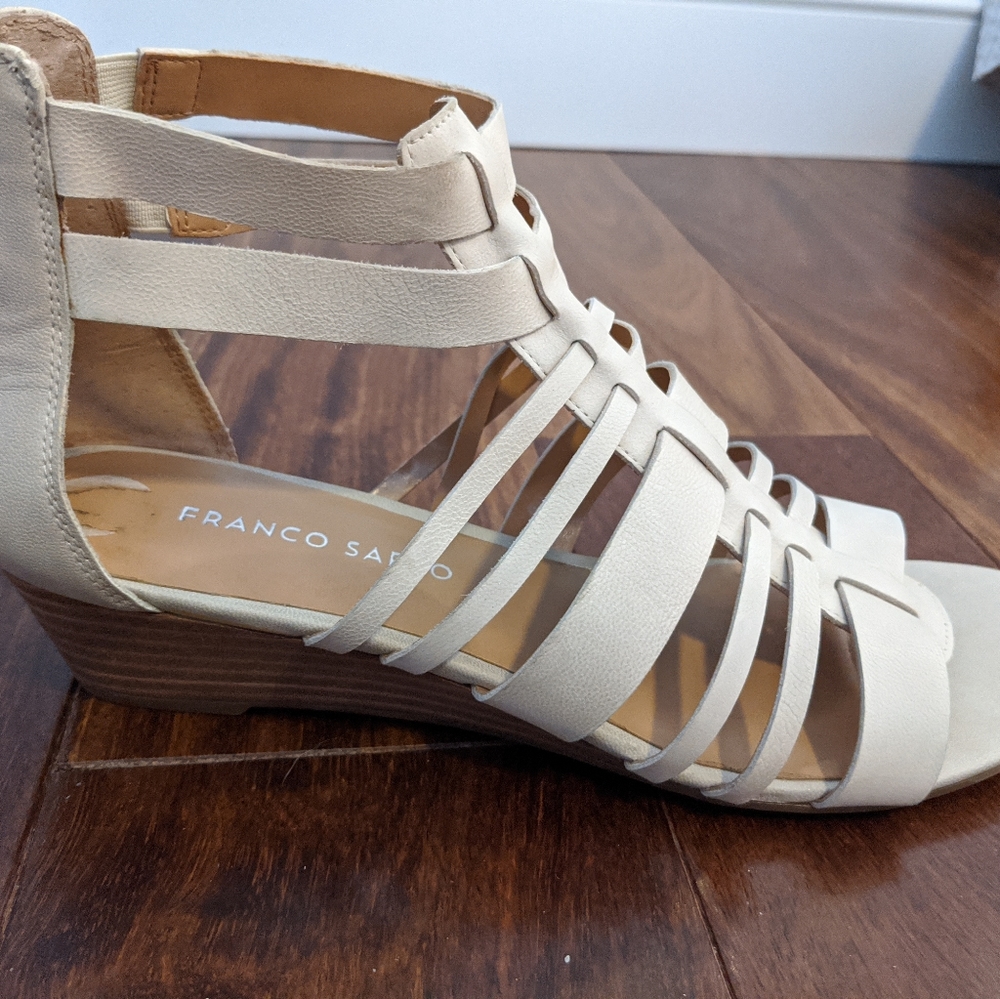 NWOT Franco Sarto gladiator wedge!